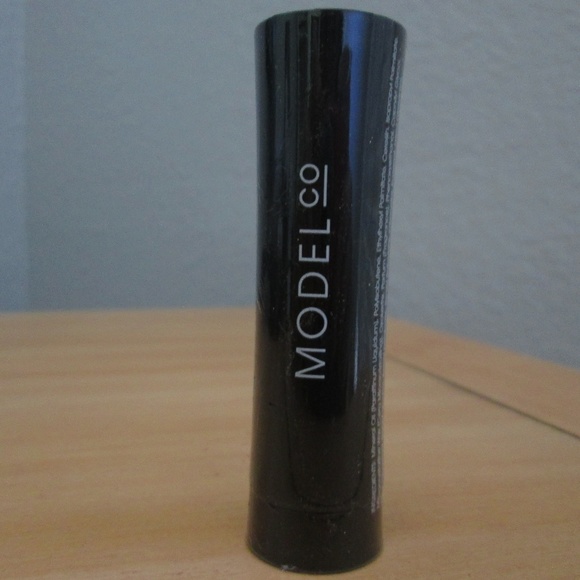 modelco bullet lipstick